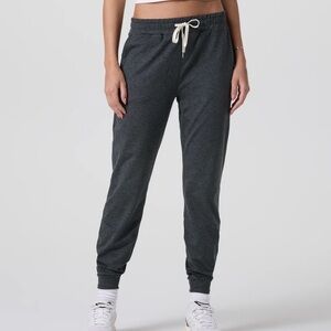 Vuori Performance Joggers